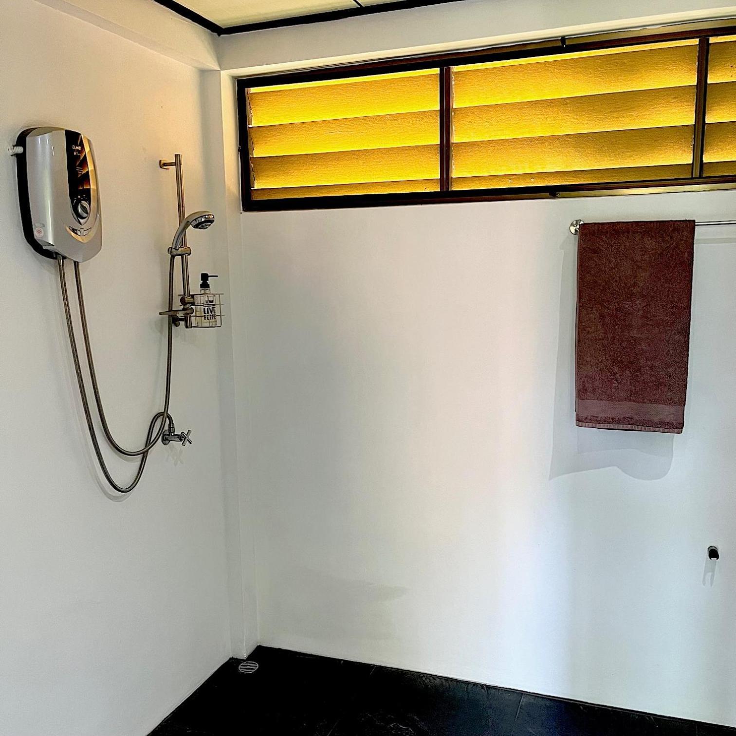 Navari Homestay Rayong Dış mekan fotoğraf